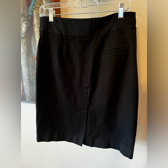 Banana Republic Black Stretch High Waisted Pencil Skirt With Pockets size 8 - Picture 2 of 7